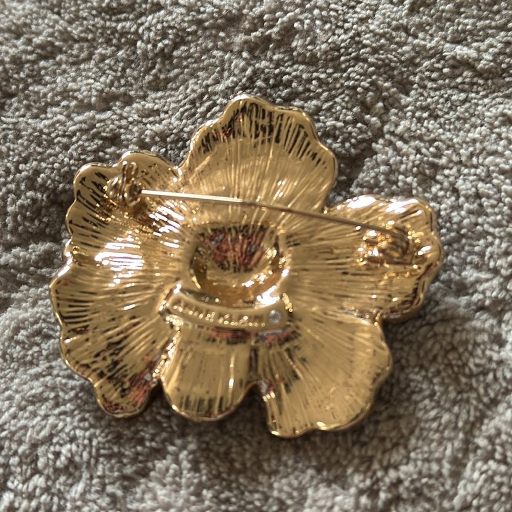 Anne Klein Gold Tone Purple Enamel Pansy Flower Brooch Pin Rhinestones Enamel - Picture 3 of 6